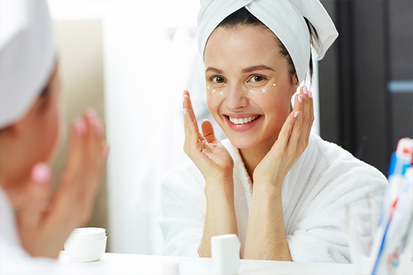 De-tanning cream soap and body lotion products